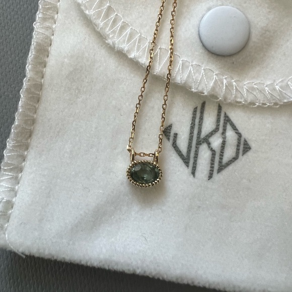 Jennie Kwon Designs East West Green Sapphire Necklace 14k Gold - Picture 8 of 9